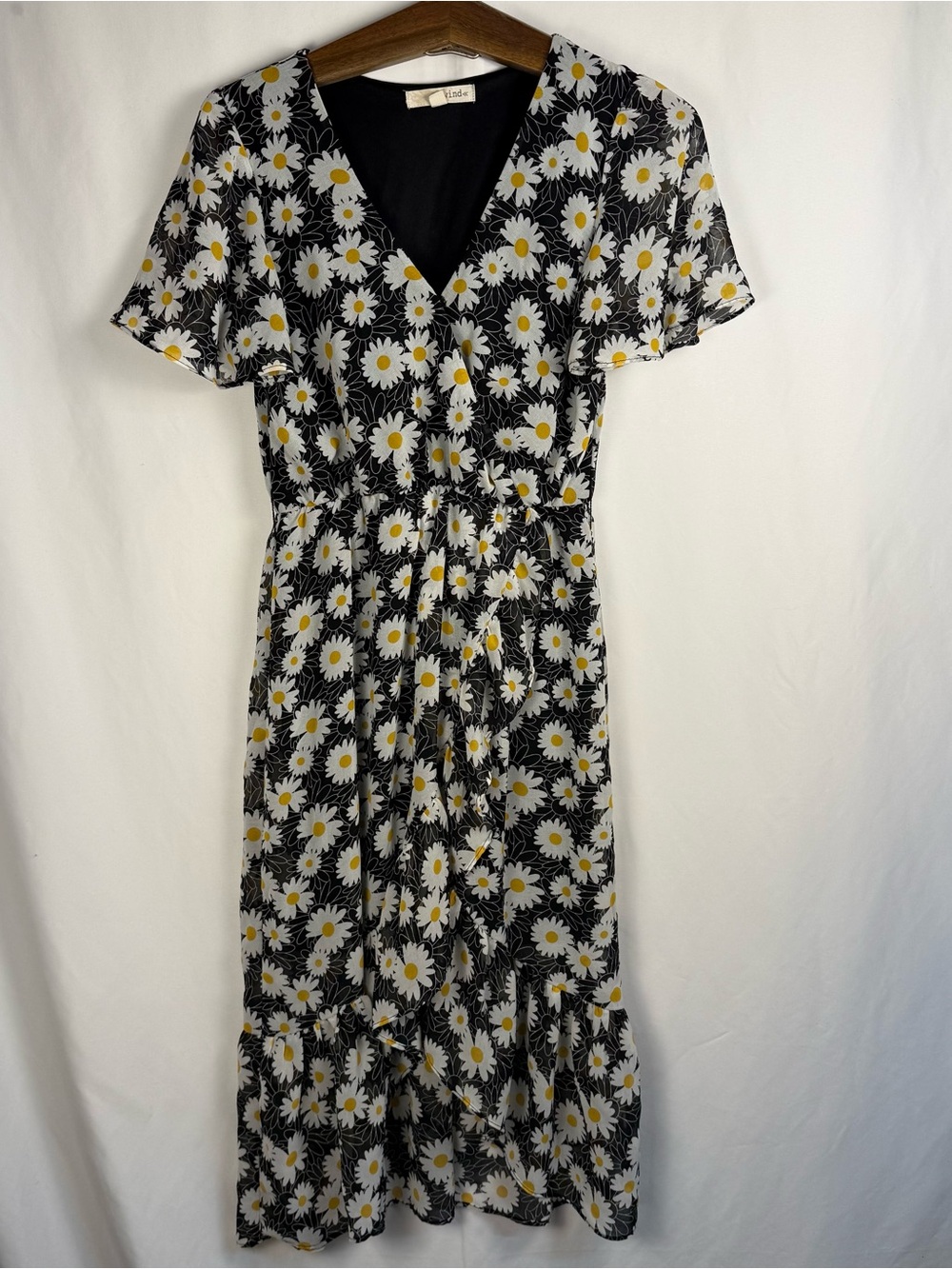 Rewind Black Daisy Print V-Neck Midi Dress
